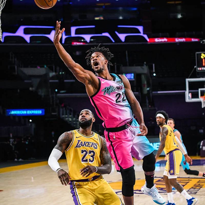 热火爆冷逆转湖人，伯恩斯飞身绝杀