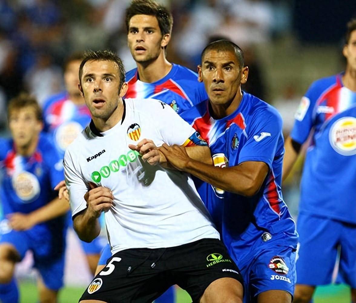 格拉纳达国际队员闪耀表现，成为球队核心的简单介绍