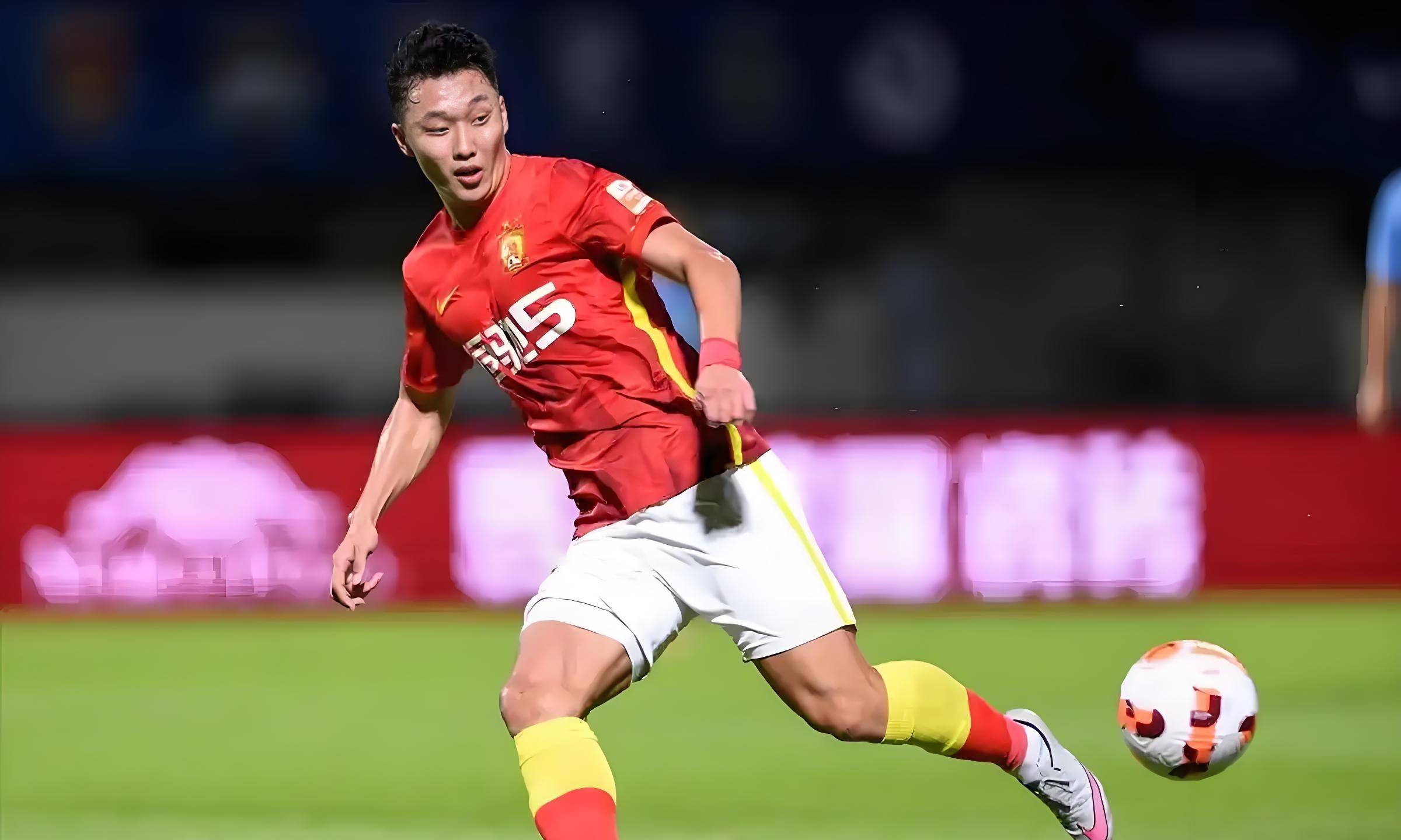 新晋国脚表现抢眼，球队实现逆转